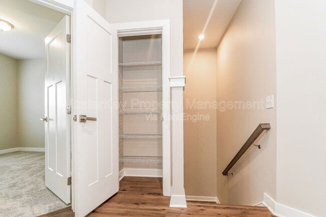 Building Photo - 1105 Tender Dr