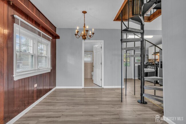 Foto del edificio - 177 Creek Rd