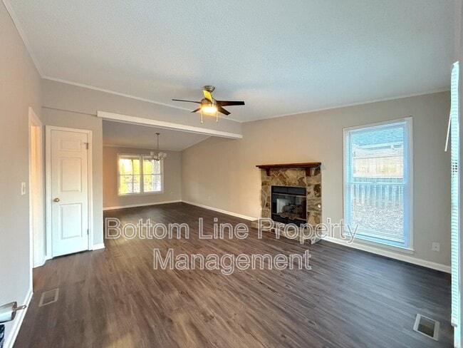 Building Photo - 8105 Chrisbry Ln