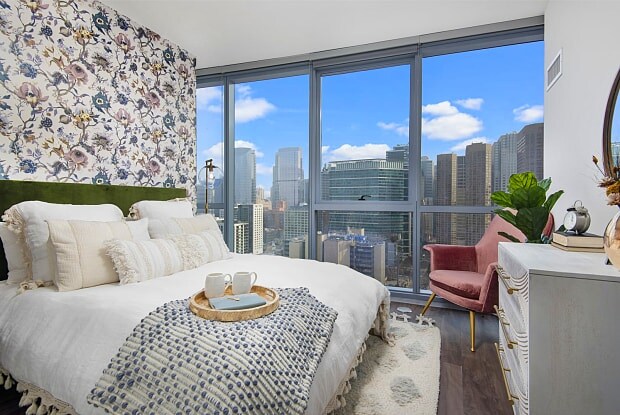 Foto del edificio - 727 W Madison St