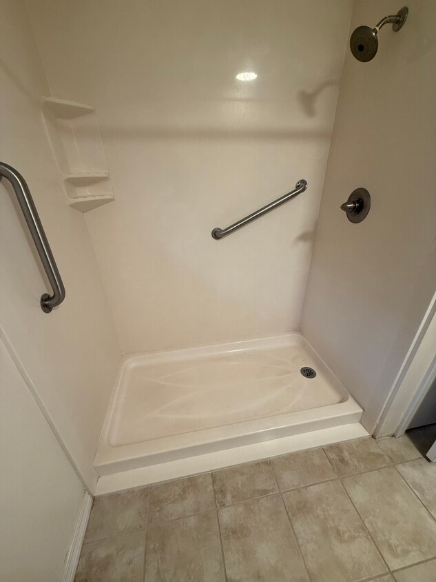 Foto del edificio - Clower