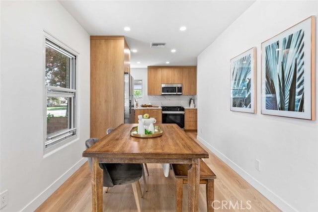 Building Photo - 2105 N Pass Ave