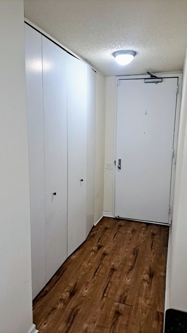 Foto del edificio - 30 E Huron St