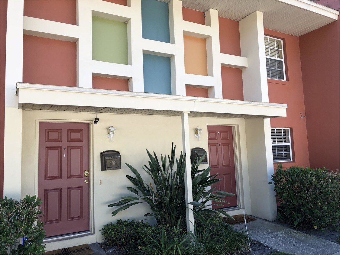 Foto principal - 4784 Tangerine Ave