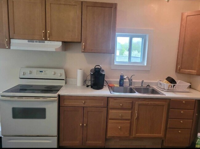 Foto del edificio - 457 Vineyard Ave