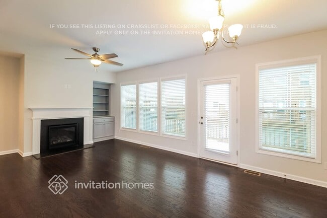 Foto del edificio - 826 Sunset Park Dr