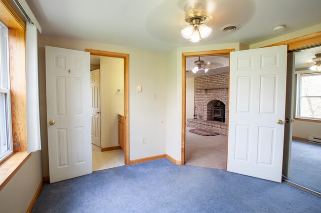 Foto del edificio - 201 Farview Rd