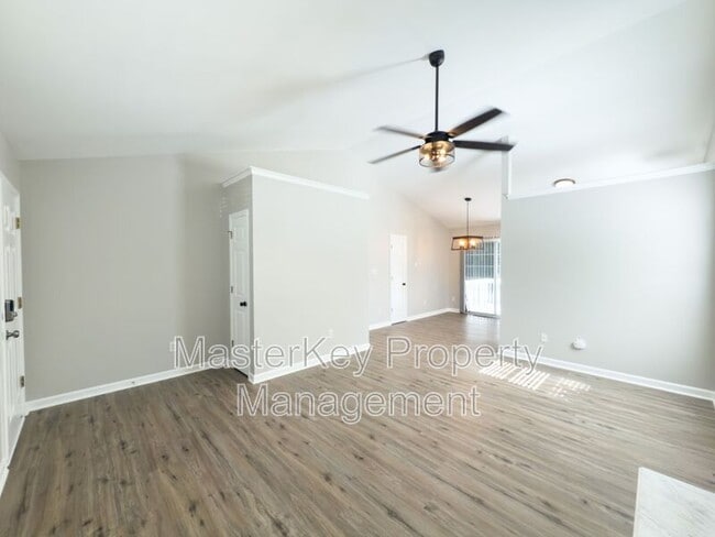 Building Photo - 312 Noonday Ct