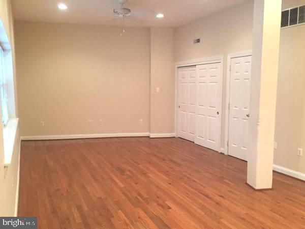 Building Photo - 4620 Umbria St