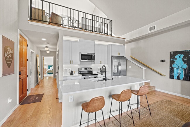 Photo - 311 Eagleland Dr House