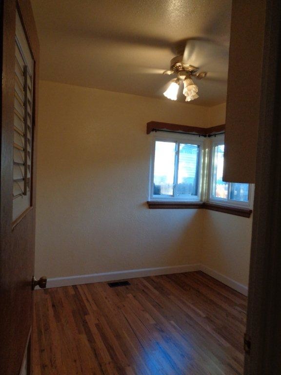 Foto del edificio - 916 W Adams Ave