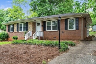 Building Photo - 3733 Manchester Dr