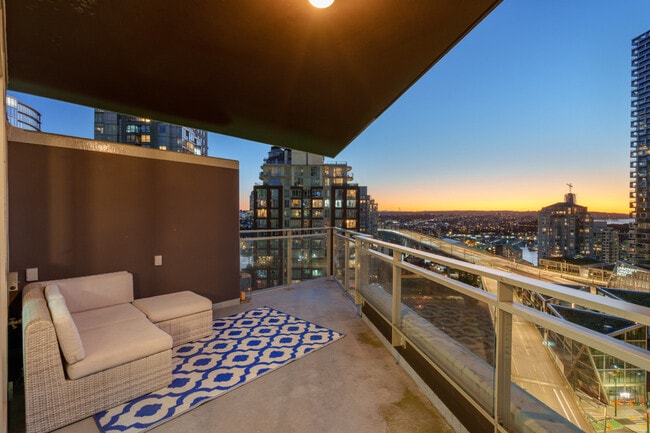 Building Photo - 1372 Seymour St