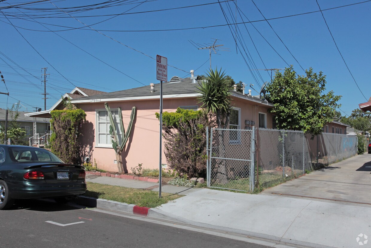 Building Photo - 6161 Fishburn Ave