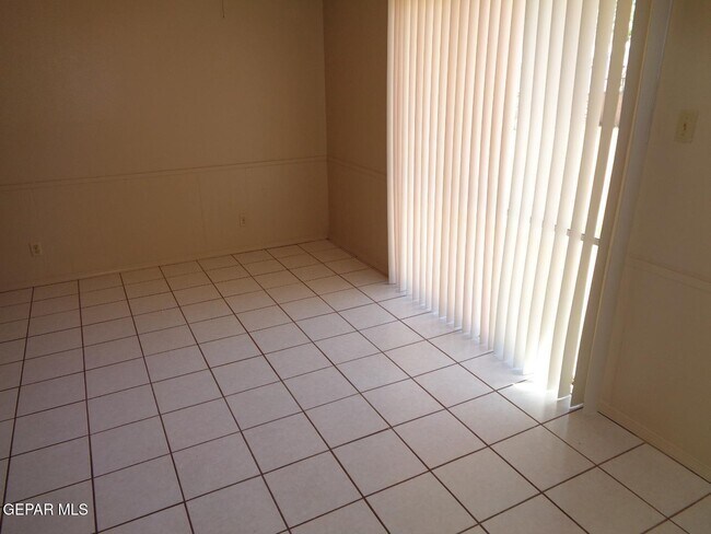 Foto del edificio - 4928 Crenshaw Dr