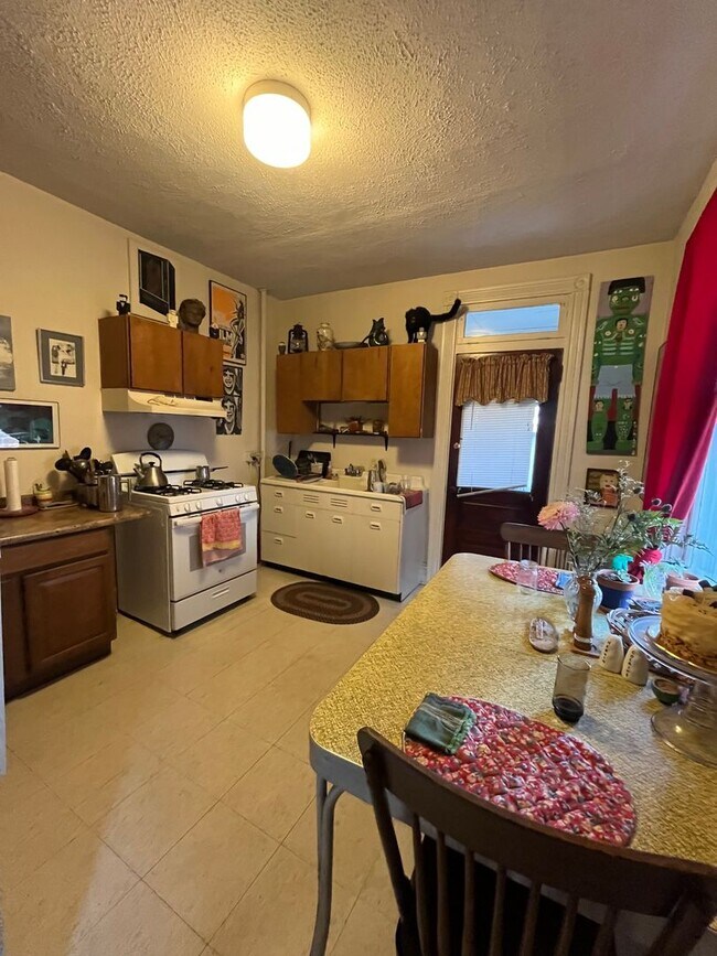 Foto del edificio - 603 W Lemon St