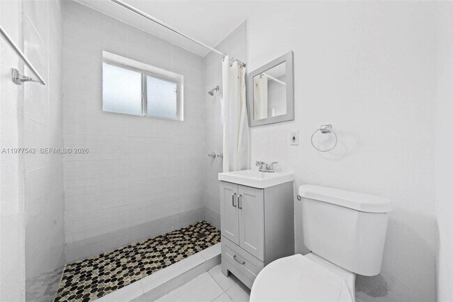 Foto del edificio - 1344 NW 7th Terrace