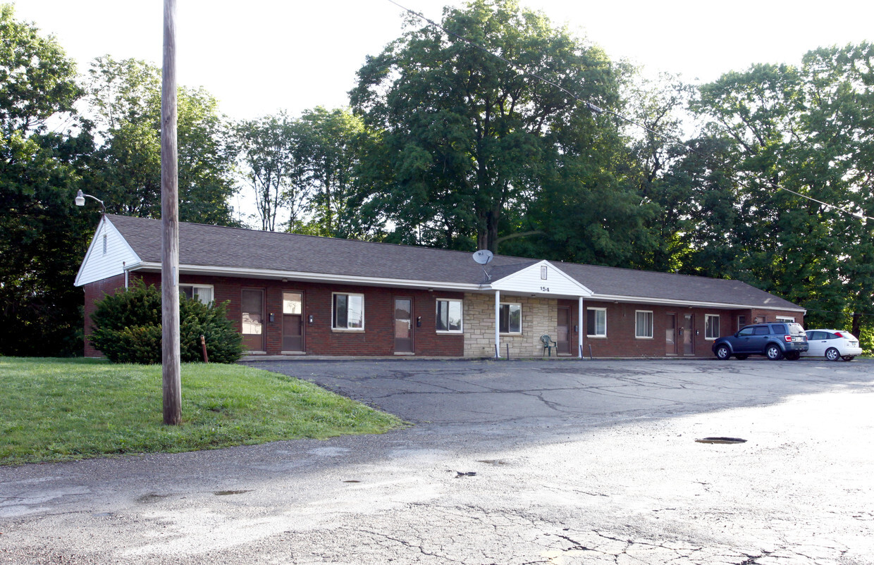 Primary Photo - 154 Benton Rd