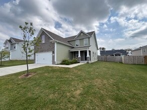 Building Photo - 156 Landry Ln