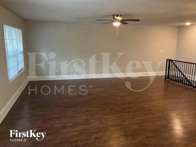 Foto del edificio - 901 Rich Rd