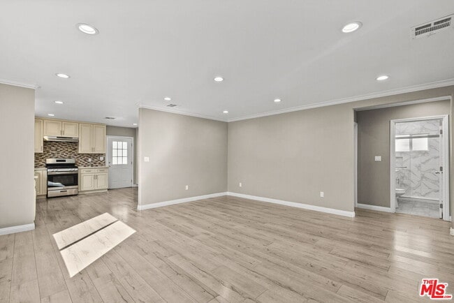 Building Photo - 6717 Cedros Ave