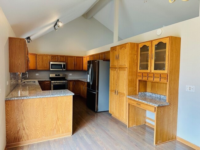 Building Photo - 1805 Pebble Beach Dr