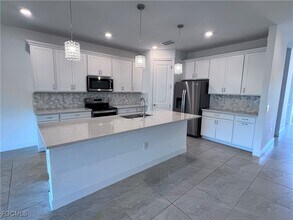 Building Photo - 3700 Passion Vine Dr