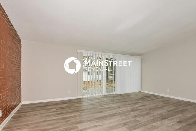 Foto del edificio - 3 Bedroom Pet-Friendly Home in St. Louis, ...