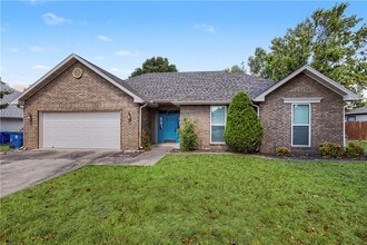 Building Photo - 29 Ivy Cir