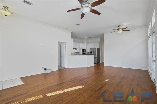Foto del edificio - 8704 Moss Hill Rd