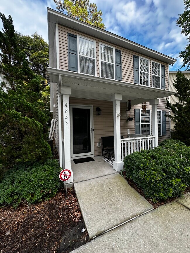 Foto del edificio - 4233 Sequoia Ct
