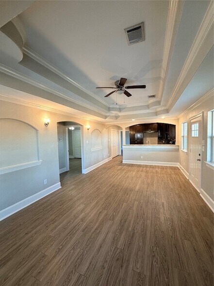 Foto del edificio - 2005 Pasadena Blvd