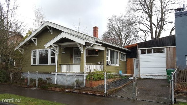 Building Photo - 2 br, 1 bath House - 4425 SE Madison