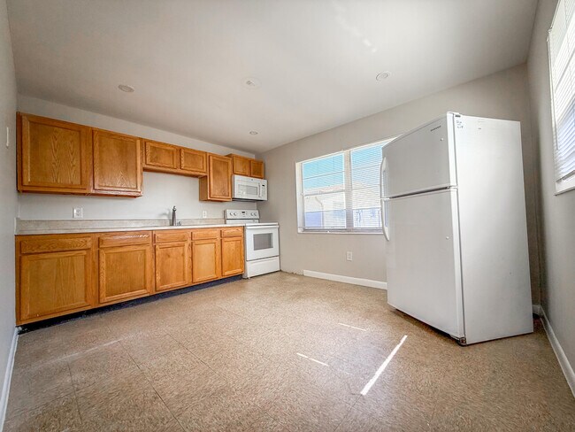 Foto del edificio - 3455 Hi St