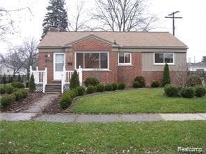 Foto principal - 23886 Beacon Dr