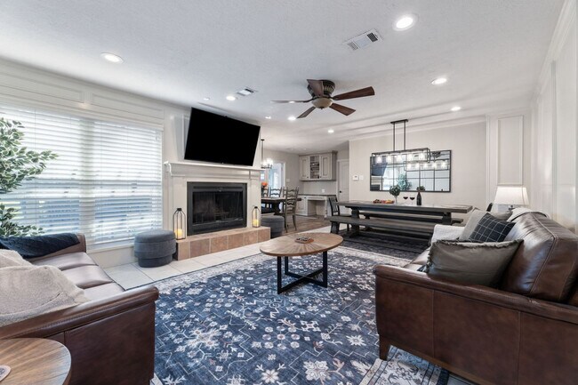 Foto del edificio - 9123 Kerr Dr