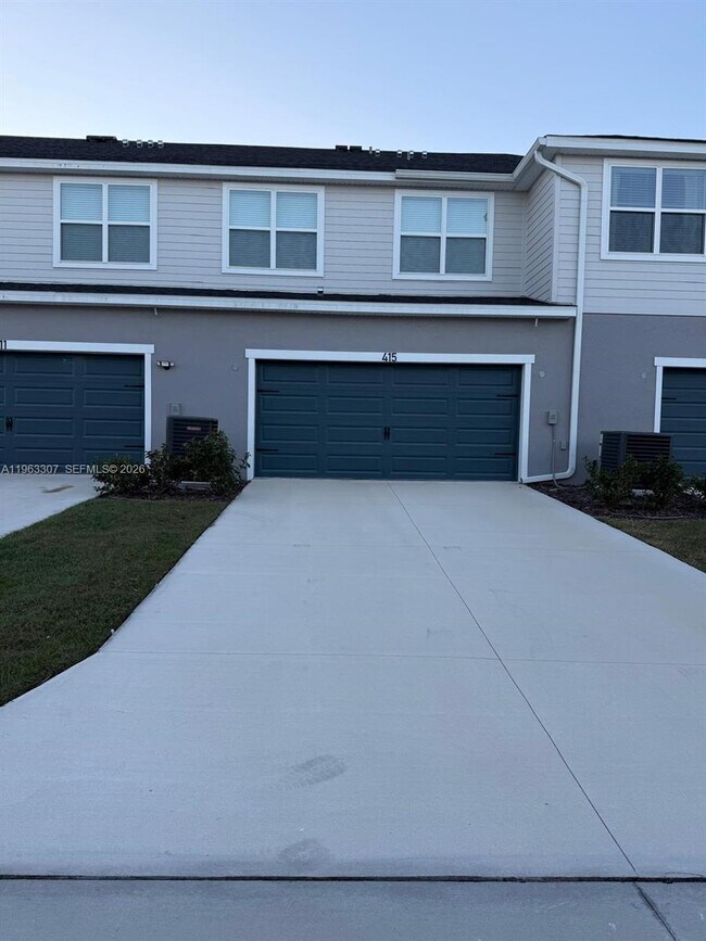 Foto del edificio - 415 Crossings Ave