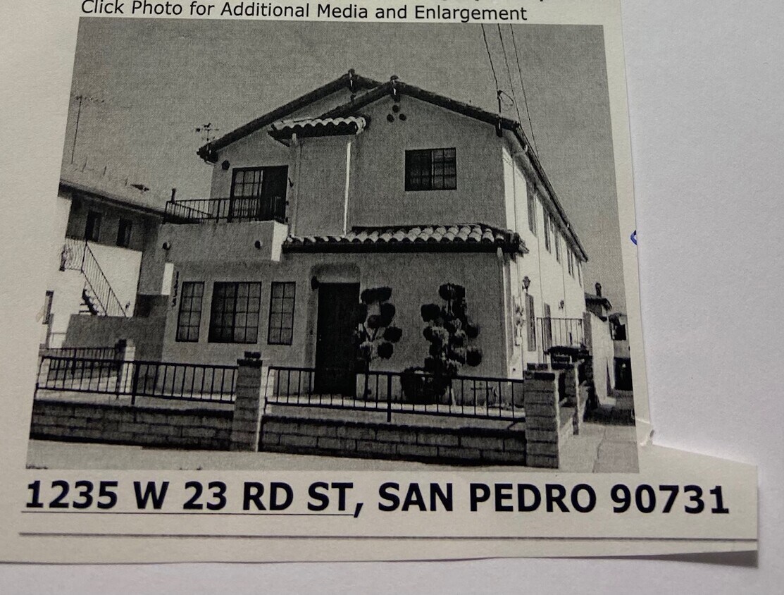 Foto principal - 1235 W 23rd St