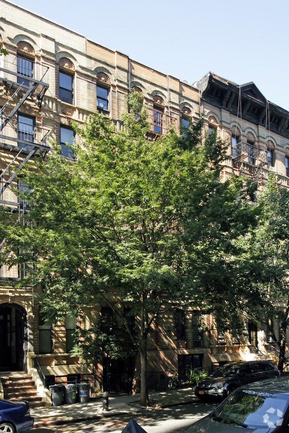 Foto del edificio - 230 E 26th St