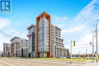 Building Photo - 450-450 Dundas St E