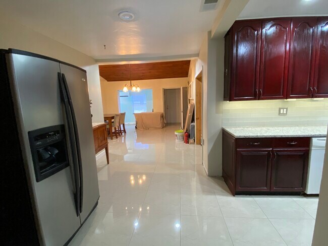 Foto del edificio - 5480 NW 1st Ave