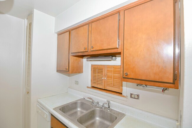 Foto del edificio - 660 W Wrightwood Ave