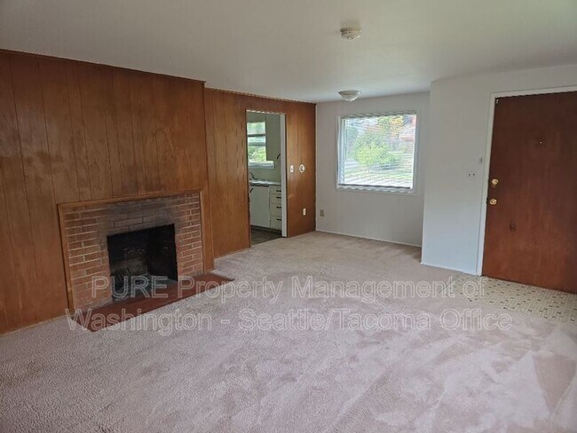 Building Photo - 3541 SW Elmgrove St