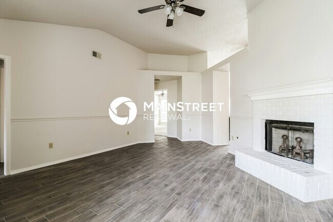 Building Photo - 3 Bedroom Pet-Friendly Home in Southaven, ...