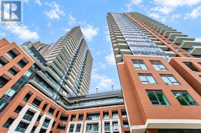 Building Photo - 4010 Eglinton Ave W