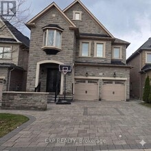 Building Photo - 20 Rivoli Dr