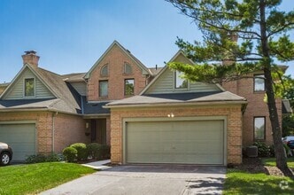 Building Photo - 4857 Dierker Rd