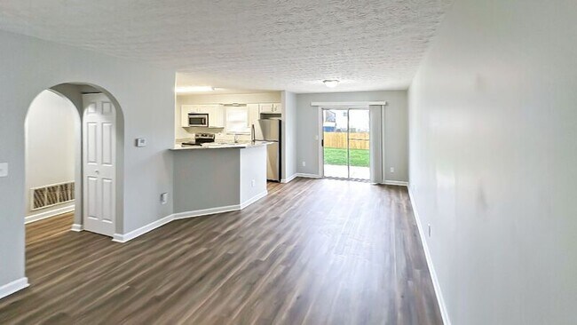 Foto del edificio - 2254 Golden Leaf Ln