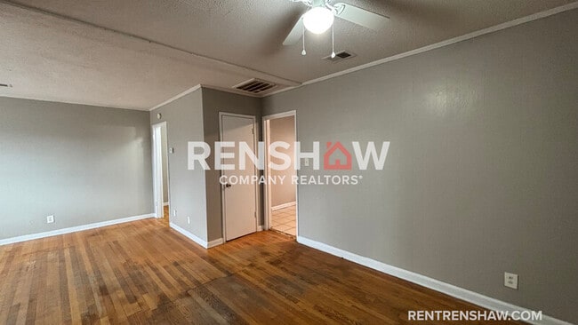 Foto del edificio - 5022 Byron Rd