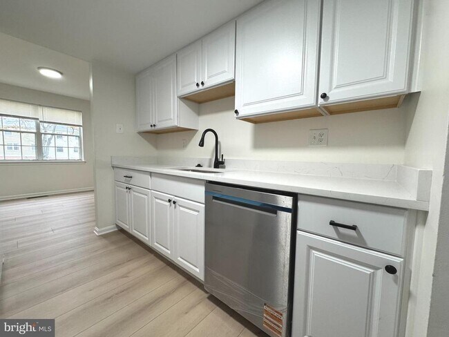 Foto del edificio - 7734 Trevino Ln